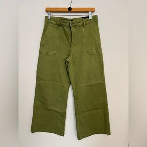 Kut from the Kloth Olive Green NWT Size 6